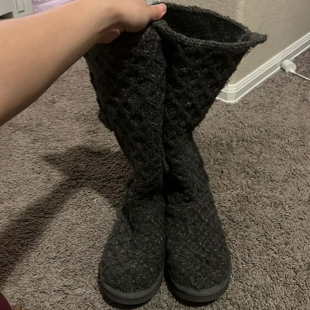 Grey knit tall uggs